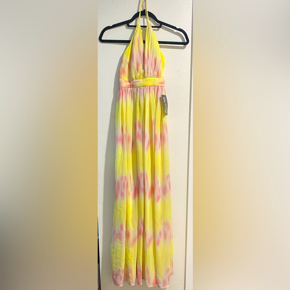 Selling a Brand New Miss Avenue Maxi Dress, Great for Spring! 2 Tone Colors